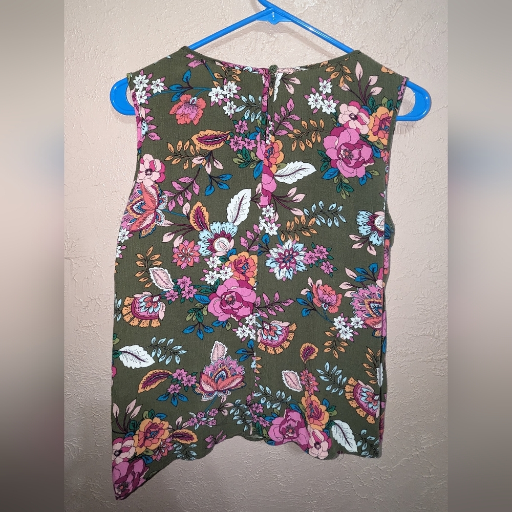 Floral Tank - Picture 2 of 2